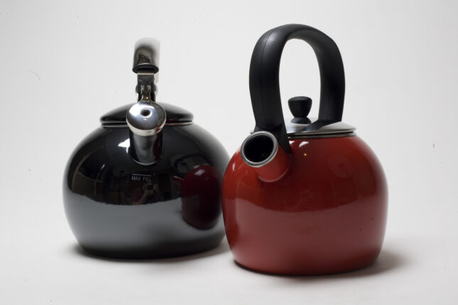 1070 tea kettles